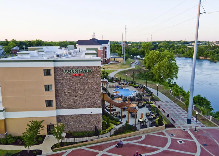 Courtyard By Marriott Columbus Phenix City